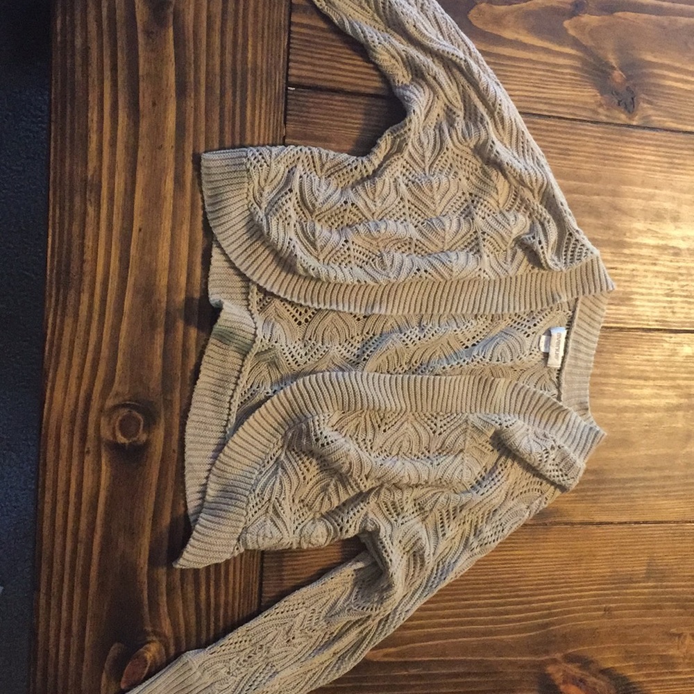 Longed sleeve sweater throw over